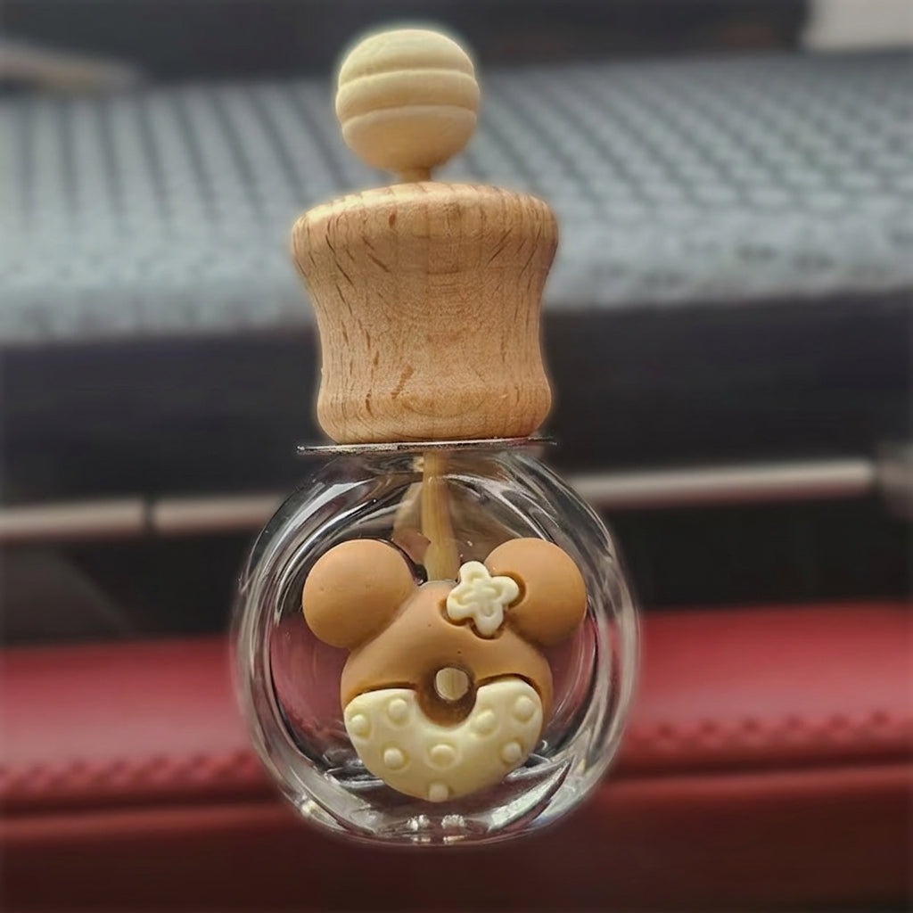 Manufacturer wholesale car diffusers, long-lasting light fragrance inside cars, car plants, aromatherapy air conditioners, air conditioners, air vents, perfume bottles
