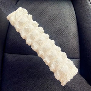 Car seat belt shoulder pads, creative cute children's anti-strain safety belt, and a pair of decorative protective covers