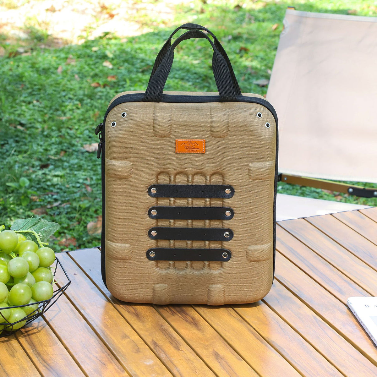 Outdoor portable seasoning knife set storage bag, camping and outdoor cooking bag, self-driving kitchen equipment set, EVA hard bag