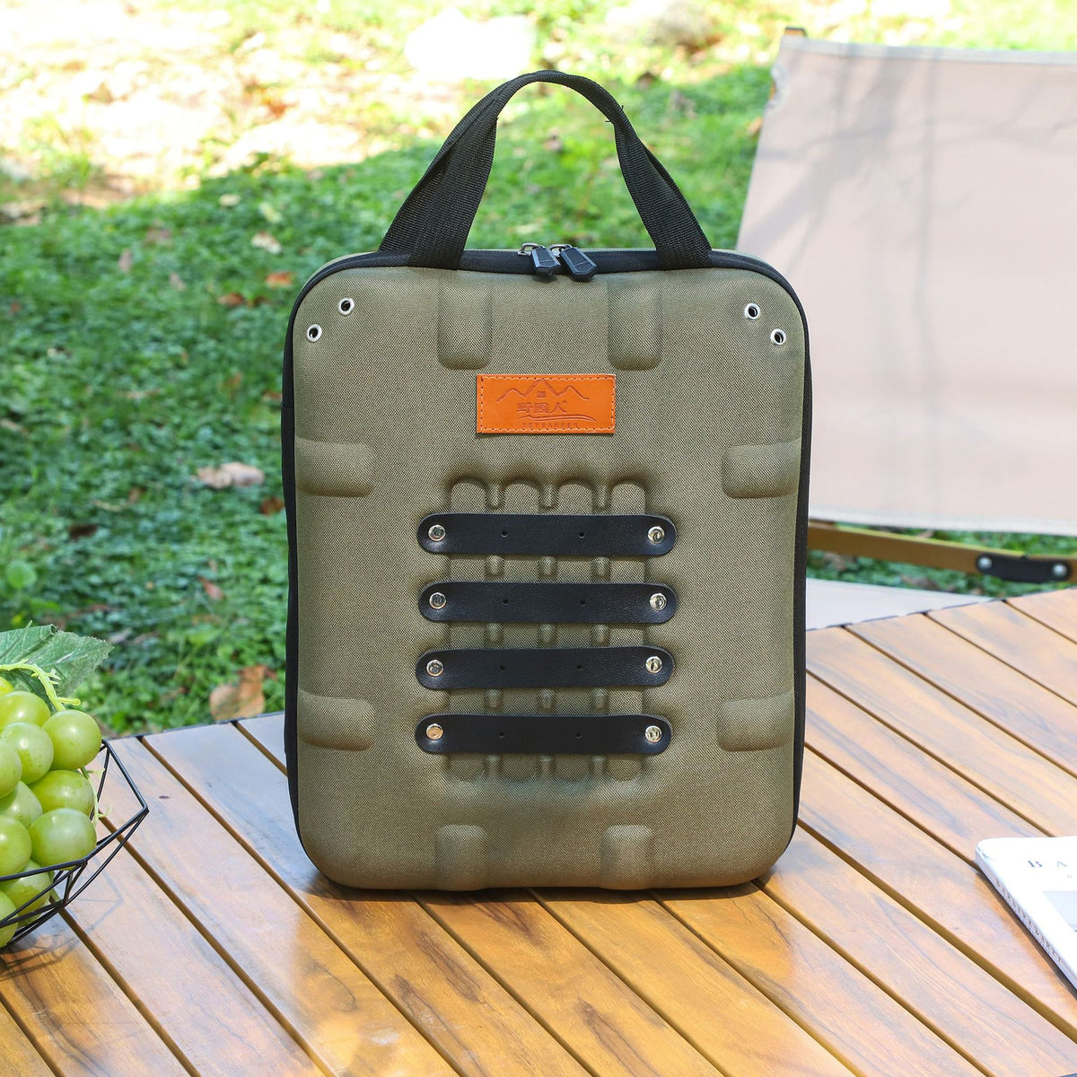 Outdoor portable seasoning knife set storage bag, camping and outdoor cooking bag, self-driving kitchen equipment set, EVA hard bag